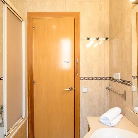 Apartment Bebarceloner Gracia Apartments- 1 Bedroom Barcelona